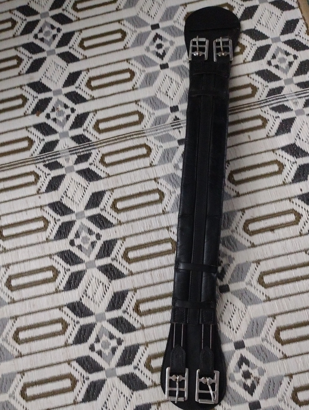 Padded Dressage Girth EUC 28"